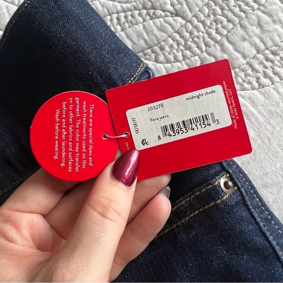 NWT - SPANX - Flare Jeans - Midnight Shade - Picture 6 of 13